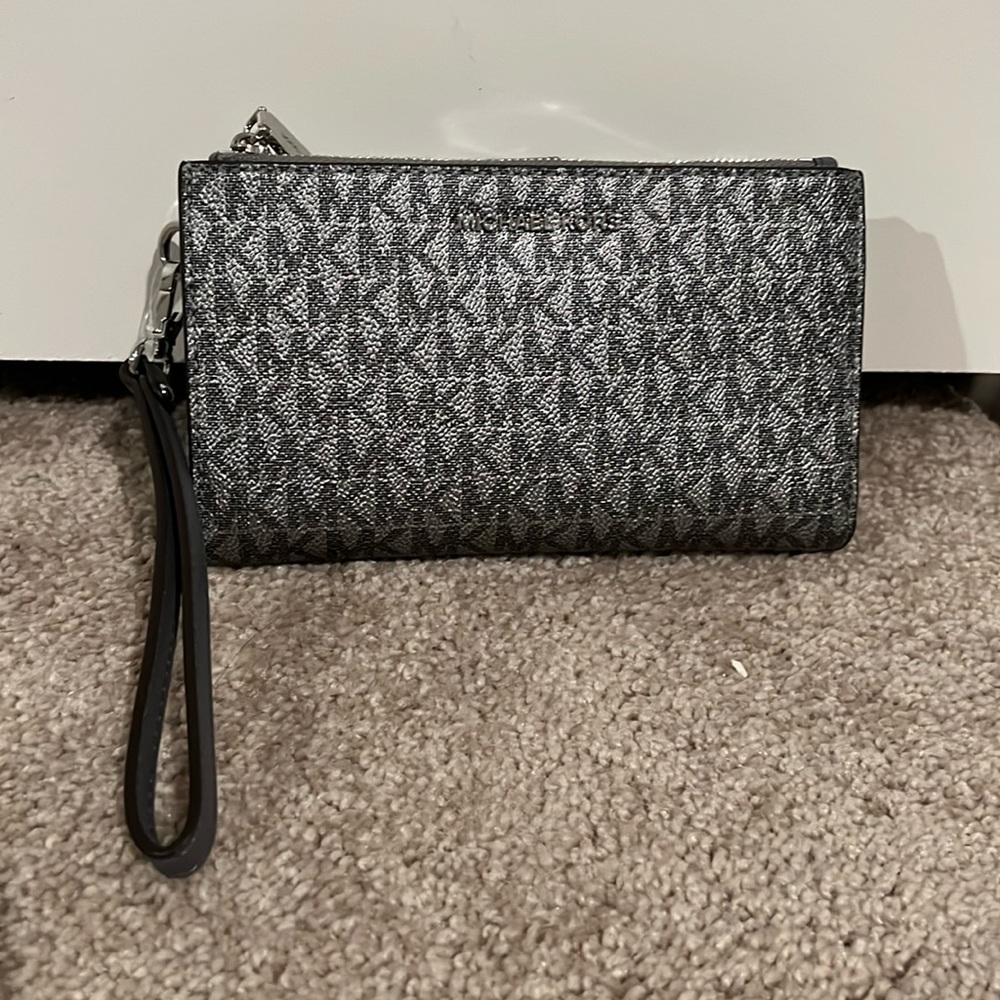 Michael Kors Large Double Zip Wallet Wristlet